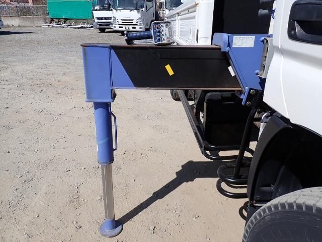 HINO DUTRO 2014 Image 31