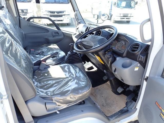 HINO DUTRO 2014 Image 31