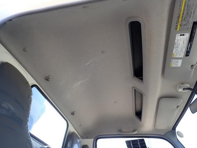 HINO DUTRO 2014 Image 31