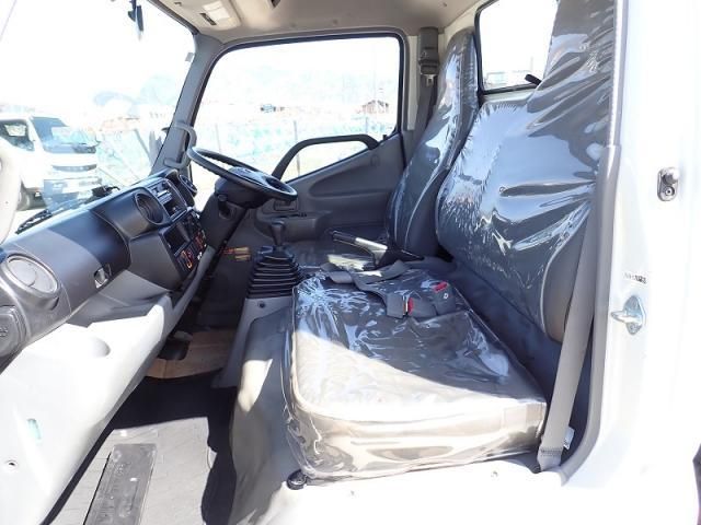 HINO DUTRO 2014 Image 31