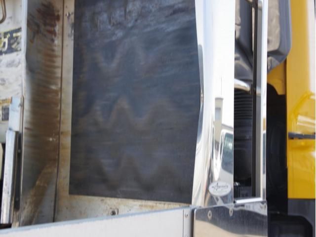 ISUZU GIGA 2014 Image 31