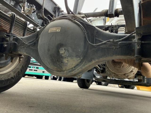 ISUZU FORWARD 2017 Image 31