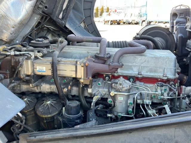 HINO PROFIA 2017 Image 31