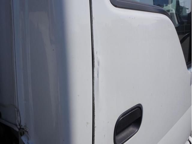 ISUZU ELF 2017 Image 31