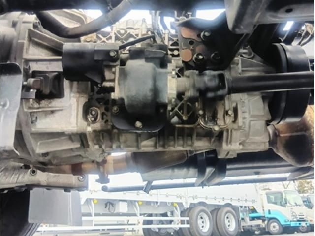 HINO DUTRO 2018 Image 31