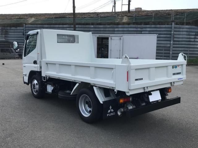 MITSUBISHI CANTER 2024 Image 31