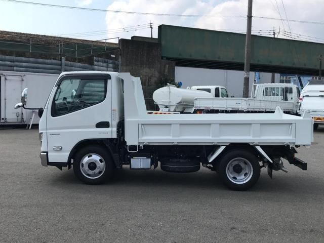 MITSUBISHI CANTER 2024 Image 31
