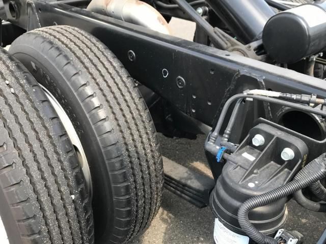 MITSUBISHI CANTER 2024 Image 31