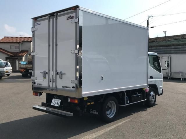 MITSUBISHI CANTER 2024 Image 31