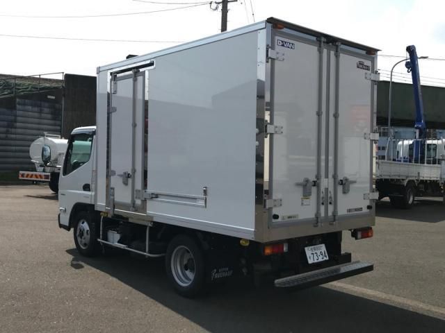 MITSUBISHI CANTER 2024 Image 31