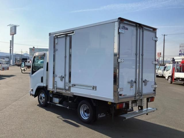 ISUZU ELF 2019 Image 31