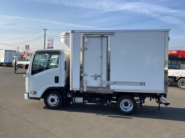 ISUZU ELF 2019 Image 31