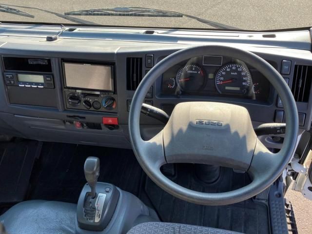 ISUZU ELF 2019 Image 31