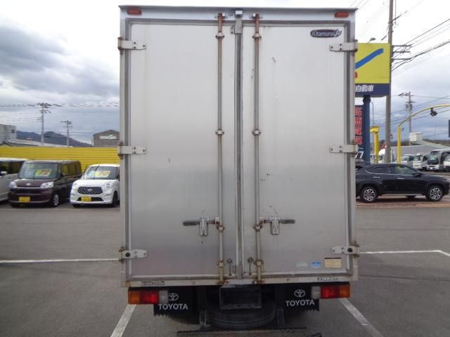 TOYOTA DYNA 2014 Image 31