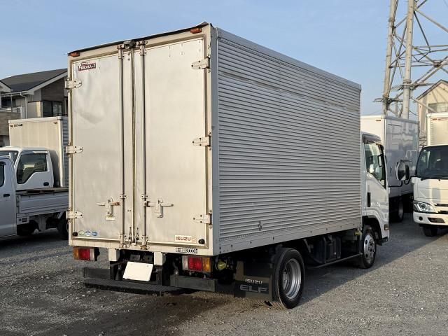 ISUZU ELF 2015 Image 31