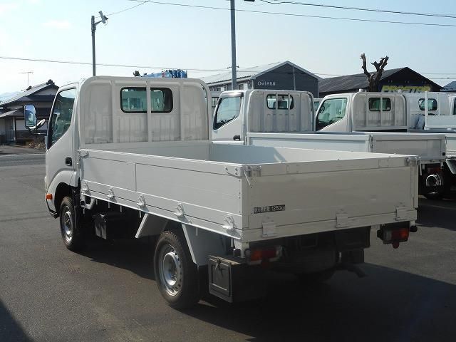 TOYOTA DYNA 2013 Image 31