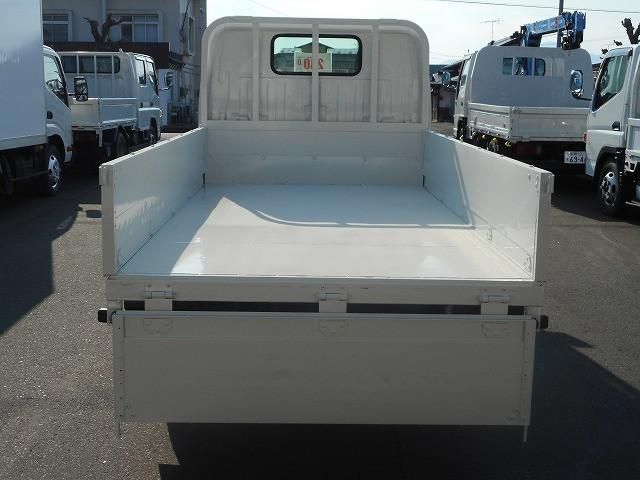 TOYOTA DYNA 2013 Image 31