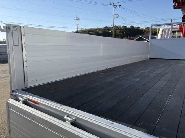 MITSUBISHI FUSOU FIGHTER 2024 Image 31