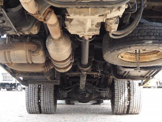 MITSUBISHI FUSOU FIGHTER 2010 Image 31