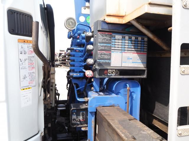 MITSUBISHI FUSOU FIGHTER 2010 Image 31