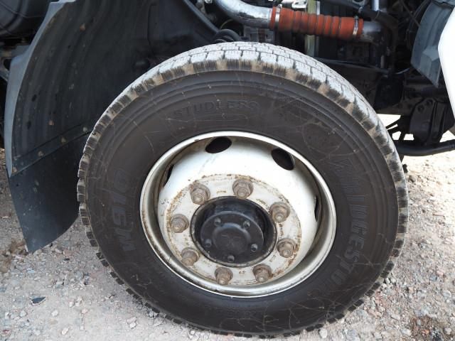 MITSUBISHI FUSOU FIGHTER 2010 Image 31