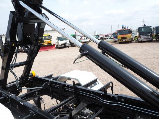 MITSUBISHI FUSOU FIGHTER 2025 Image 31