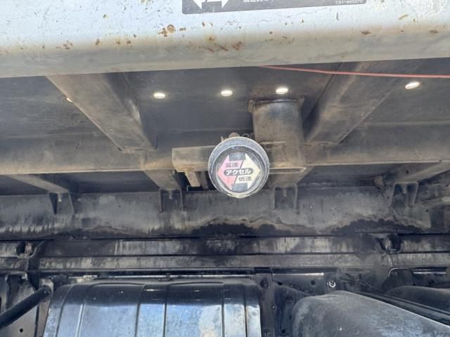 ISUZU ELF 2013 Image 31