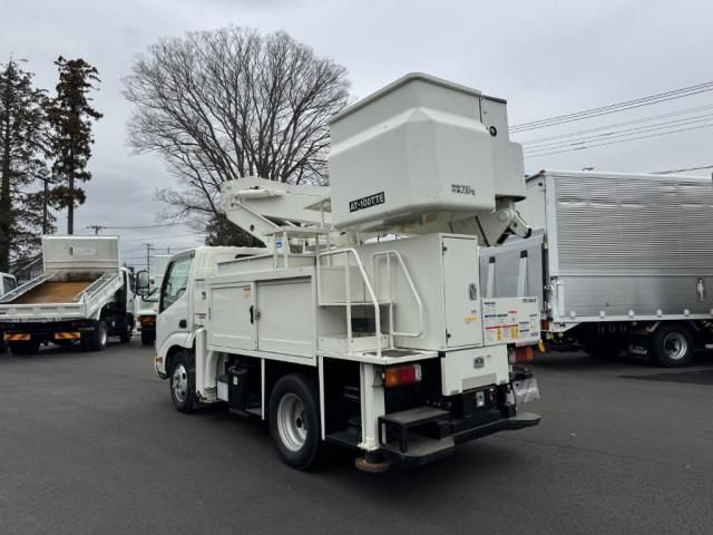 HINO DUTRO 2017 Image 31