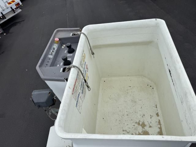 HINO DUTRO 2017 Image 31