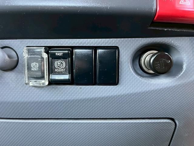 ISUZU ELF 2014 Image 31