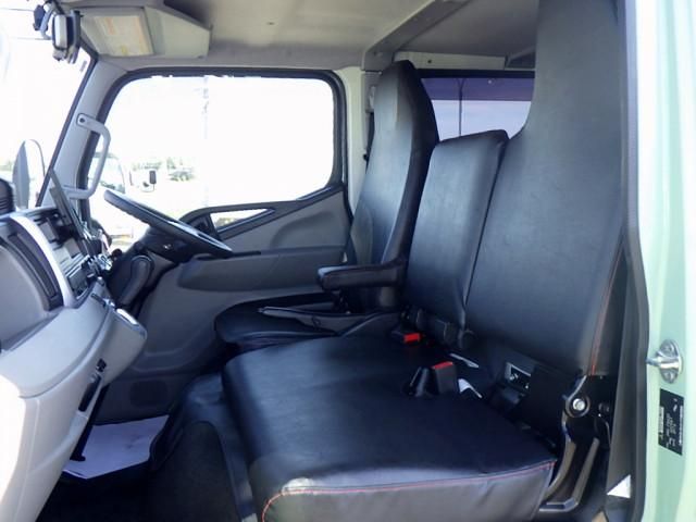 MITSUBISHI CANTER 2023 Image 31