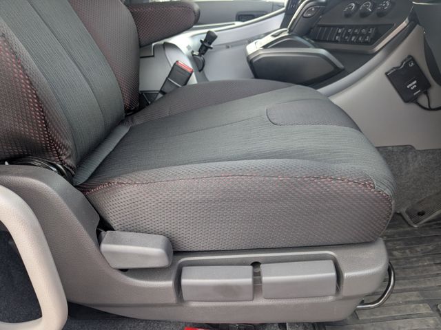 NISSAN DIESEL QUON 2025 Image 31