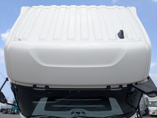 NISSAN DIESEL QUON 2025 Image 31