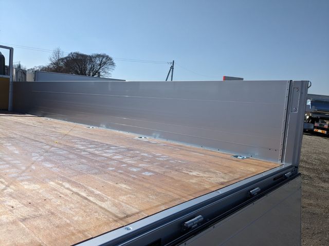 MITSUBISHI FUSOU FIGHTER 2025 Image 31