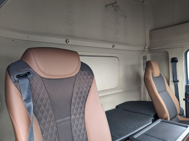 HINO PROFIA 2021 Image 31