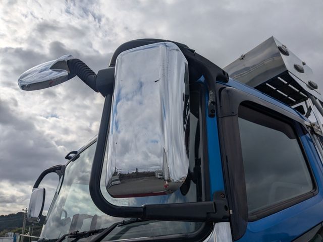 MITSUBISHI FUSOU SUPER GREAT 2019 Image 31