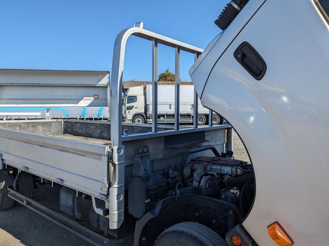 TOYOTA DYNA 2017 Image 31