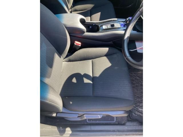 HONDA VEZEL HYBRID 4WD 2018 Image 31