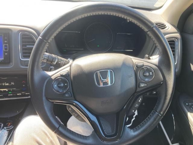 HONDA VEZEL HYBRID 4WD 2018 Image 31