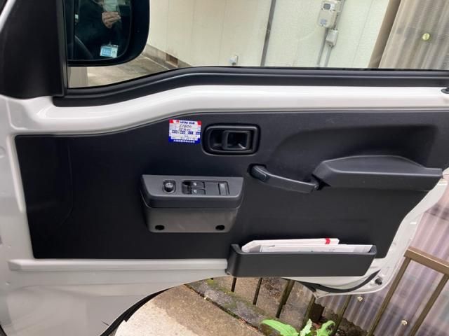 DAIHATSU HIJET TRUCK 4WD 2022 Image 31