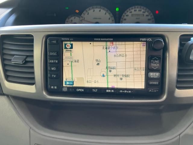 TOYOTA VOXY 4WD 2003 Image 31