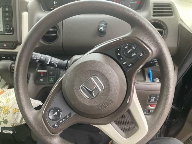 HONDA N BOX 2022 Image 31