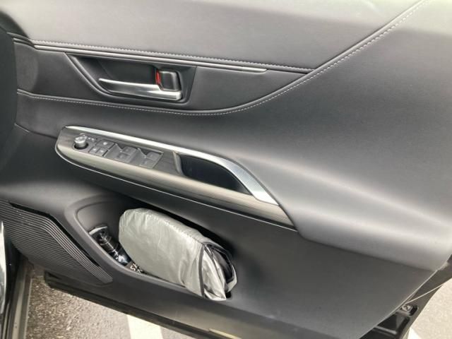 TOYOTA HARRIER 2WD 2021 Image 31