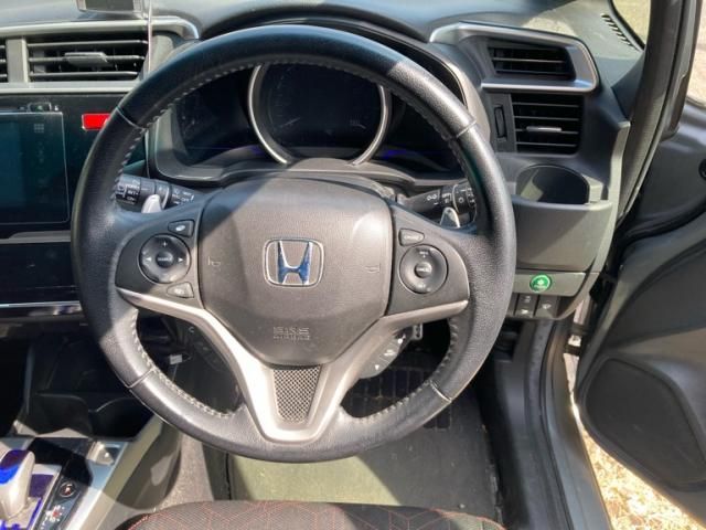 HONDA FIT HYBRID 4WD 2014 Image 31