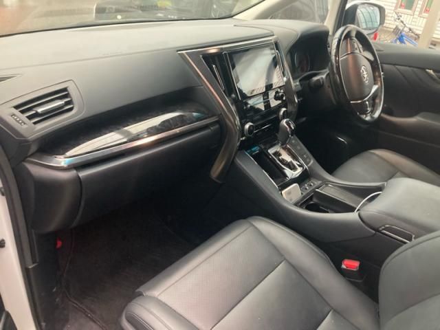TOYOTA ALPHARD 2021 Image 31