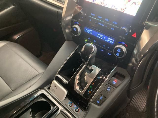TOYOTA ALPHARD 2021 Image 31