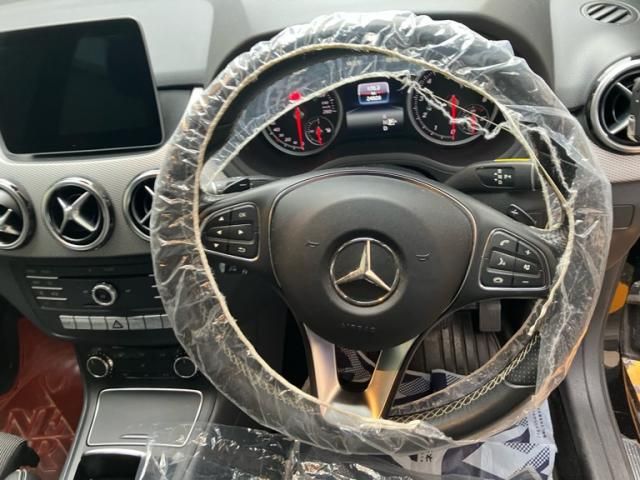MERCEDES BENZ B CLAS 2017 Image 31
