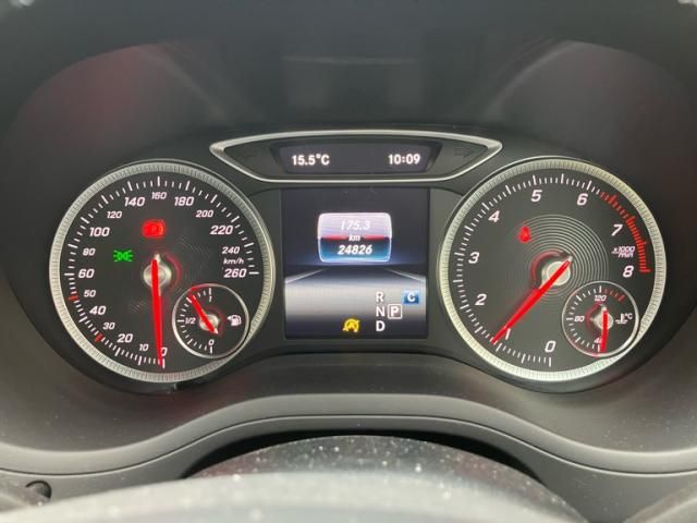 MERCEDES BENZ B CLAS 2017 Image 31