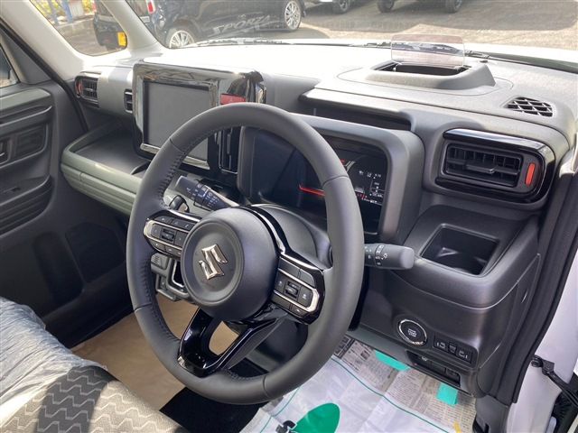 SUZUKI SPACIA GEAR 4WD 2024 Image 31