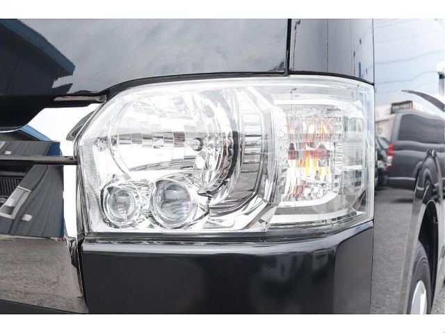 TOYOTA HIACE VAN 2WD 2022 Image 31